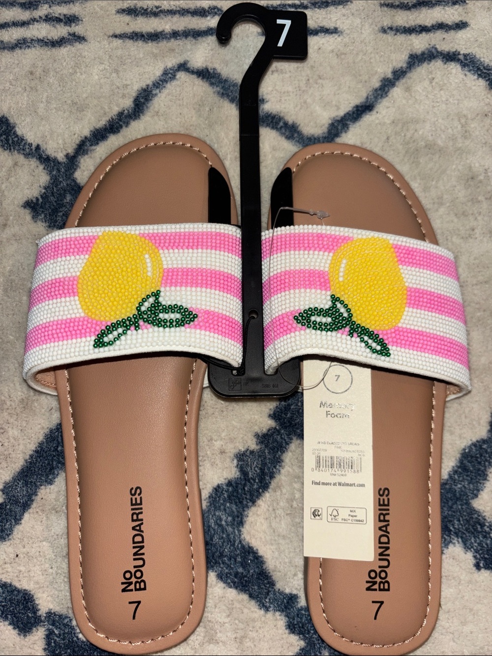 No Boundaries Women's Sandals Lemon! Memory Foam! NWT! MULTIPLE SIZES AVAILABLE!